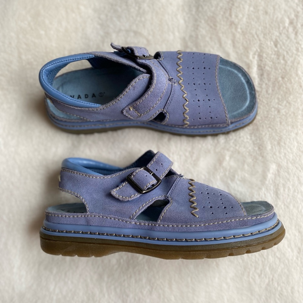 Lavender suede chunky sandal | rubber sole | lug sole | Y2K | size 7